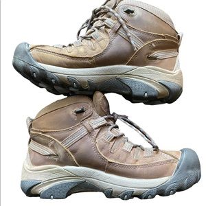 Keen Women’s Hiking Boots